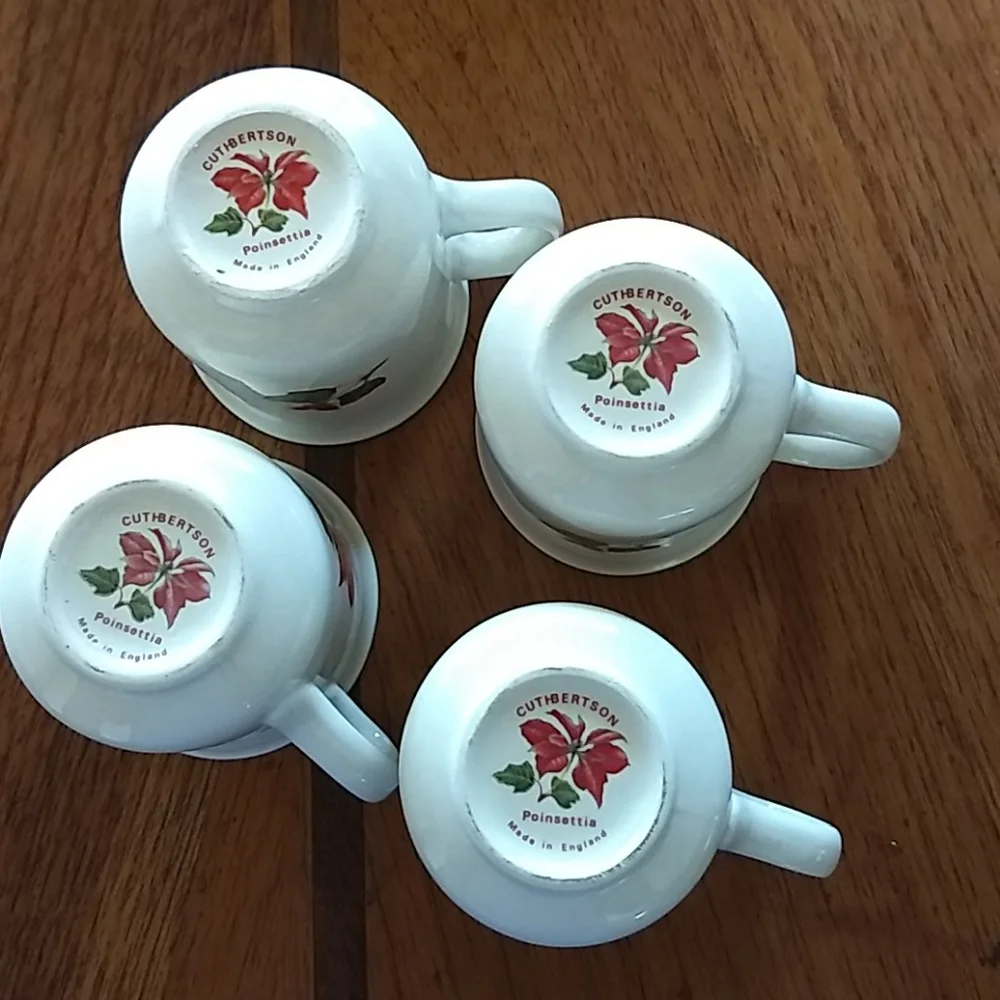 Christmas Chocolate Cups